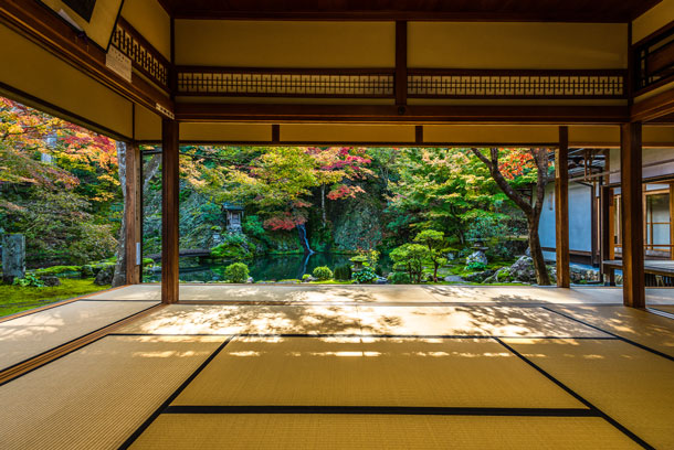 Jion Ji zen temple garden in autumn